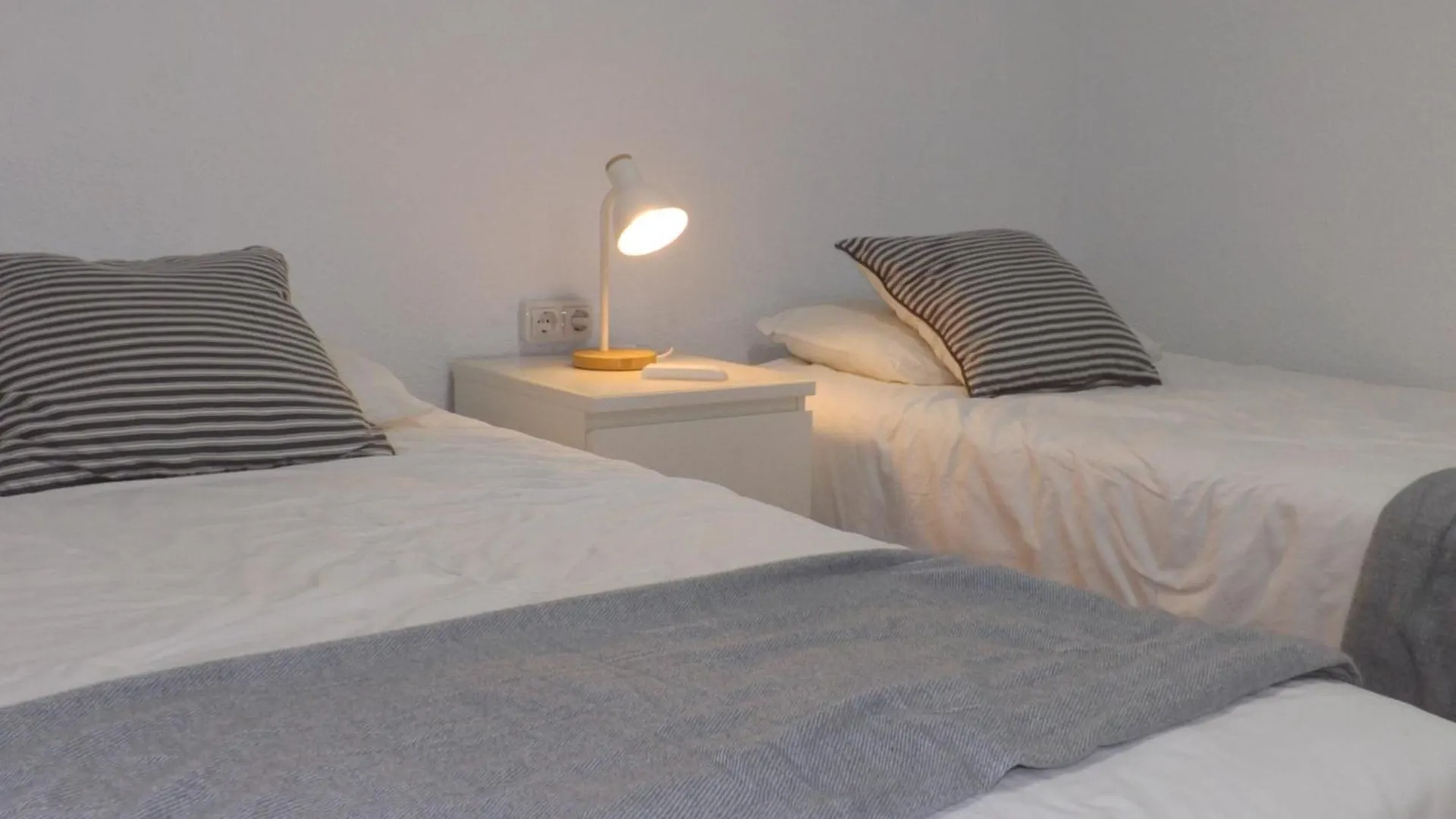 Apartamento Beachfaro Junto A La Playa 토레델마르 아파트